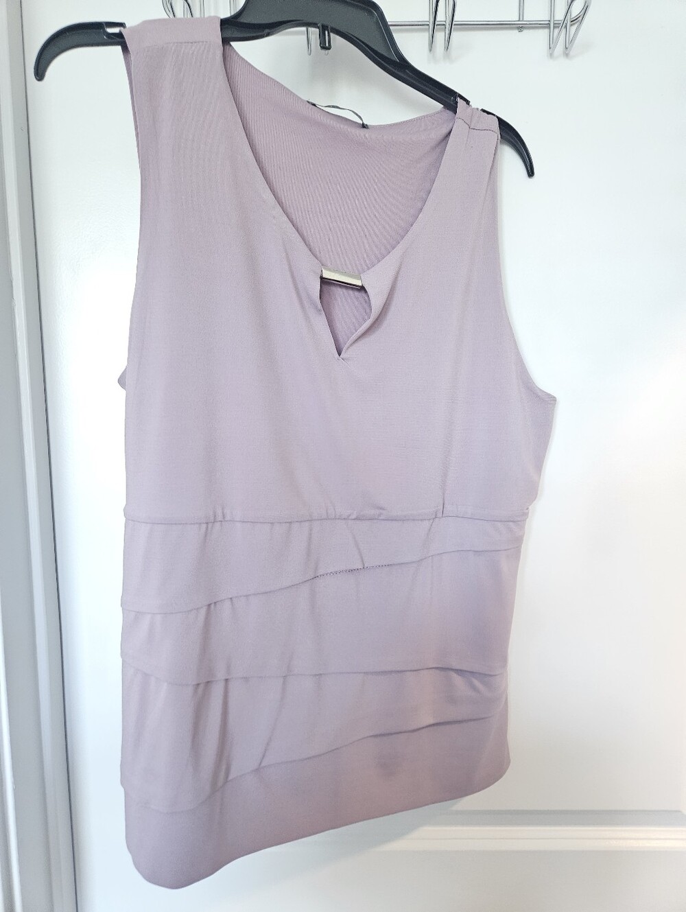 Suzy Shier Lavender Sleeveless Tiered Tank with Bar Detail
